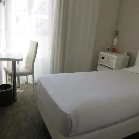 Hotell Ligure